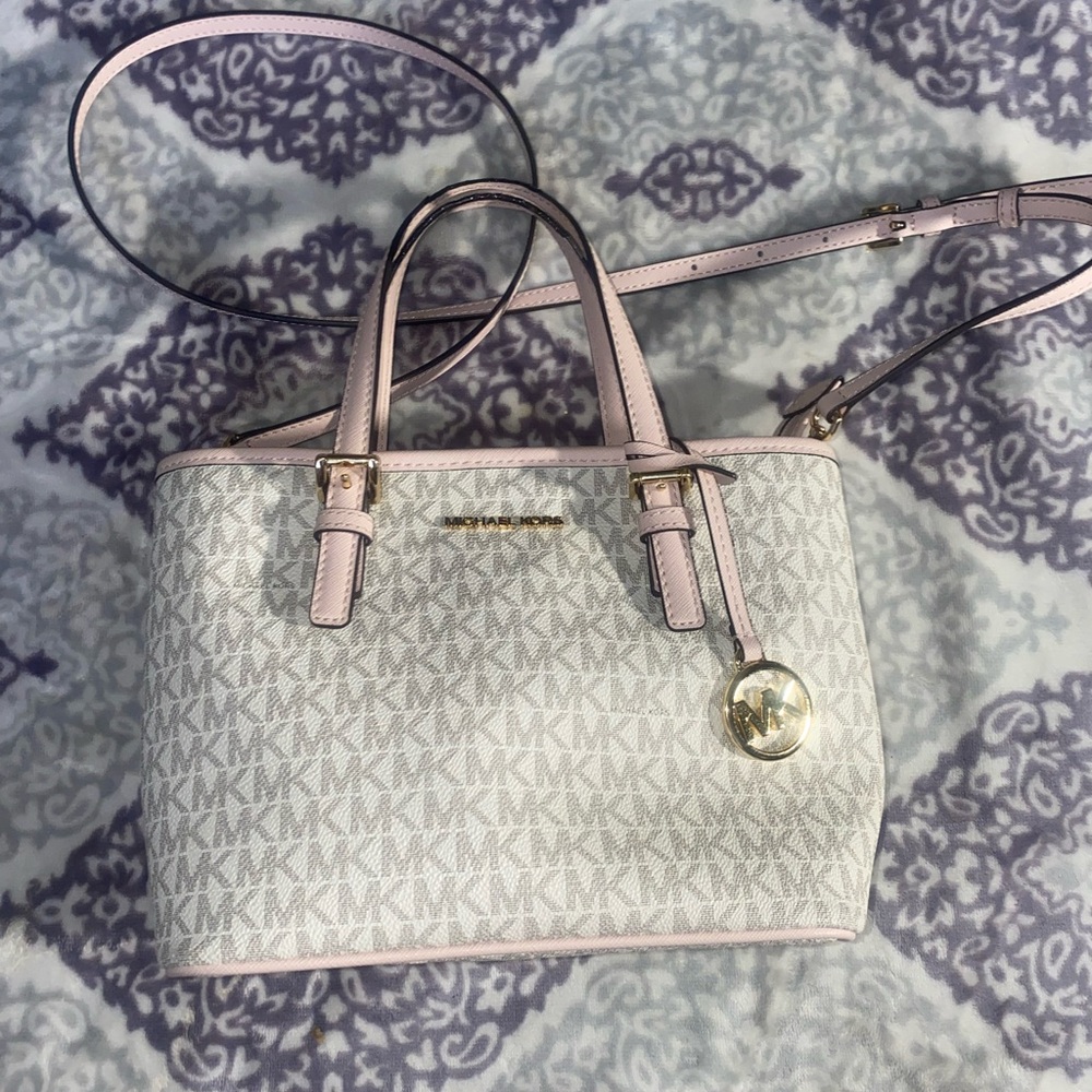 Michael Kors Jet-Set Travel Extra Small Logo Top Zip Crossbody Bag